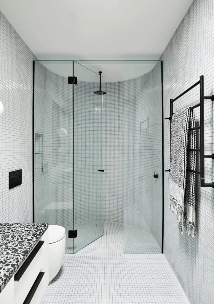 Black and white bathroom