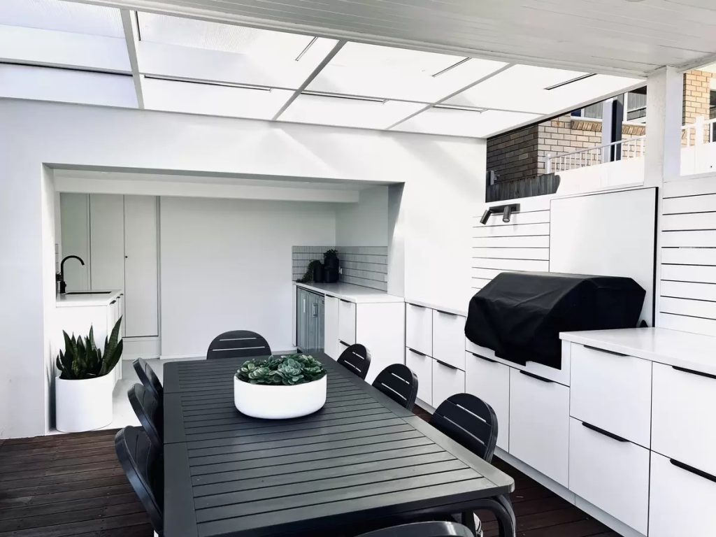 Modern black and white alfresco area