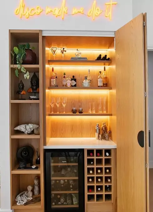 Feature lighting on an inbuilt bar in Manly Vale, NSW